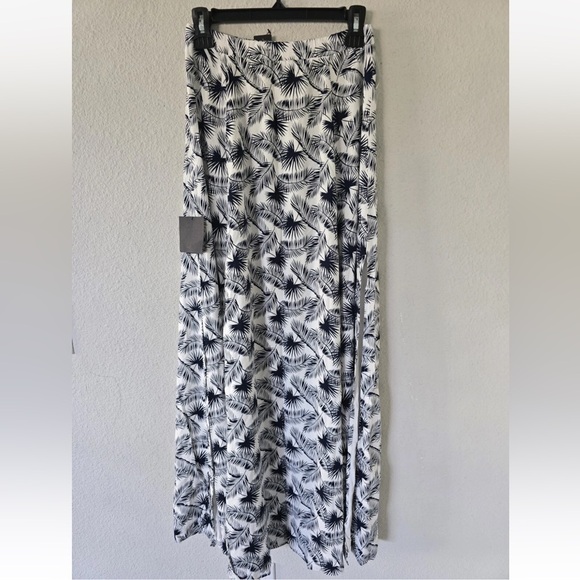 Lulus Floral Skirt Women Sz S Maxi Blue White Double Slits Hawaiian  Coastal New - Picture 6 of 13